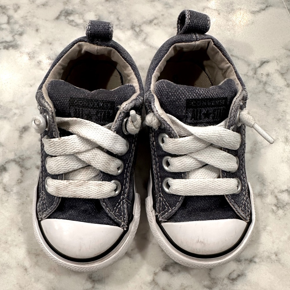 Converse All Stars Toddler Size 5